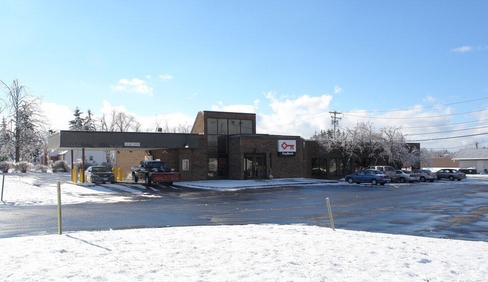 8899 Main St, Buffalo, NY for lease - Building Photo - Image 1 of 14