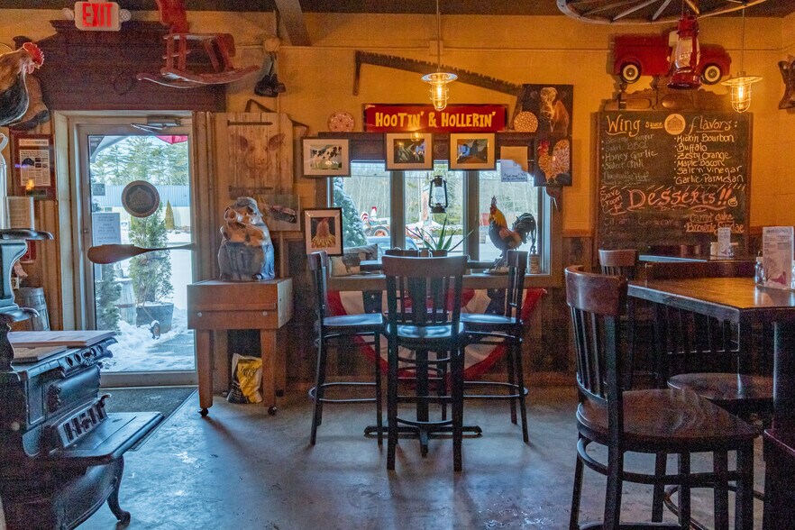 690 Bath Rd, Wiscasset, ME for lease - Building Photo - Image 2 of 12