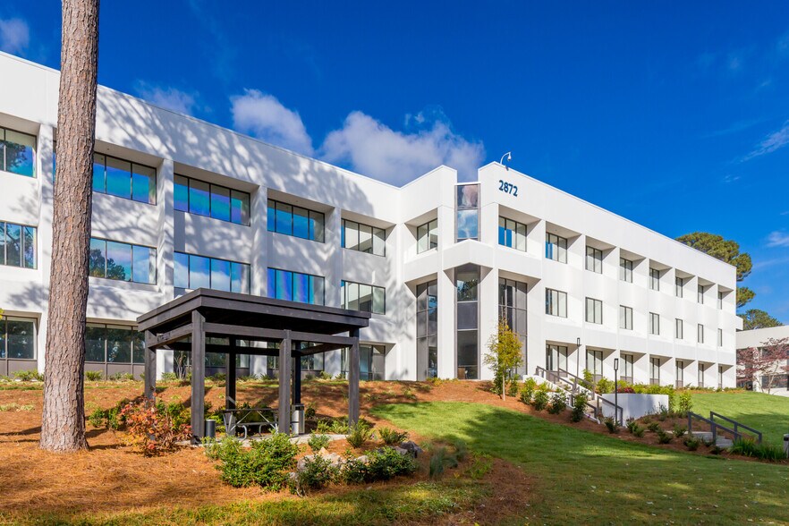 2872 Woodcock Blvd, Atlanta, GA à louer - Photo du bâtiment - Image 2 de 12