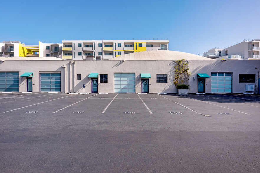 2842-2912 Colorado Ave, Santa Monica, CA for lease - Building Photo - Image 2 of 11