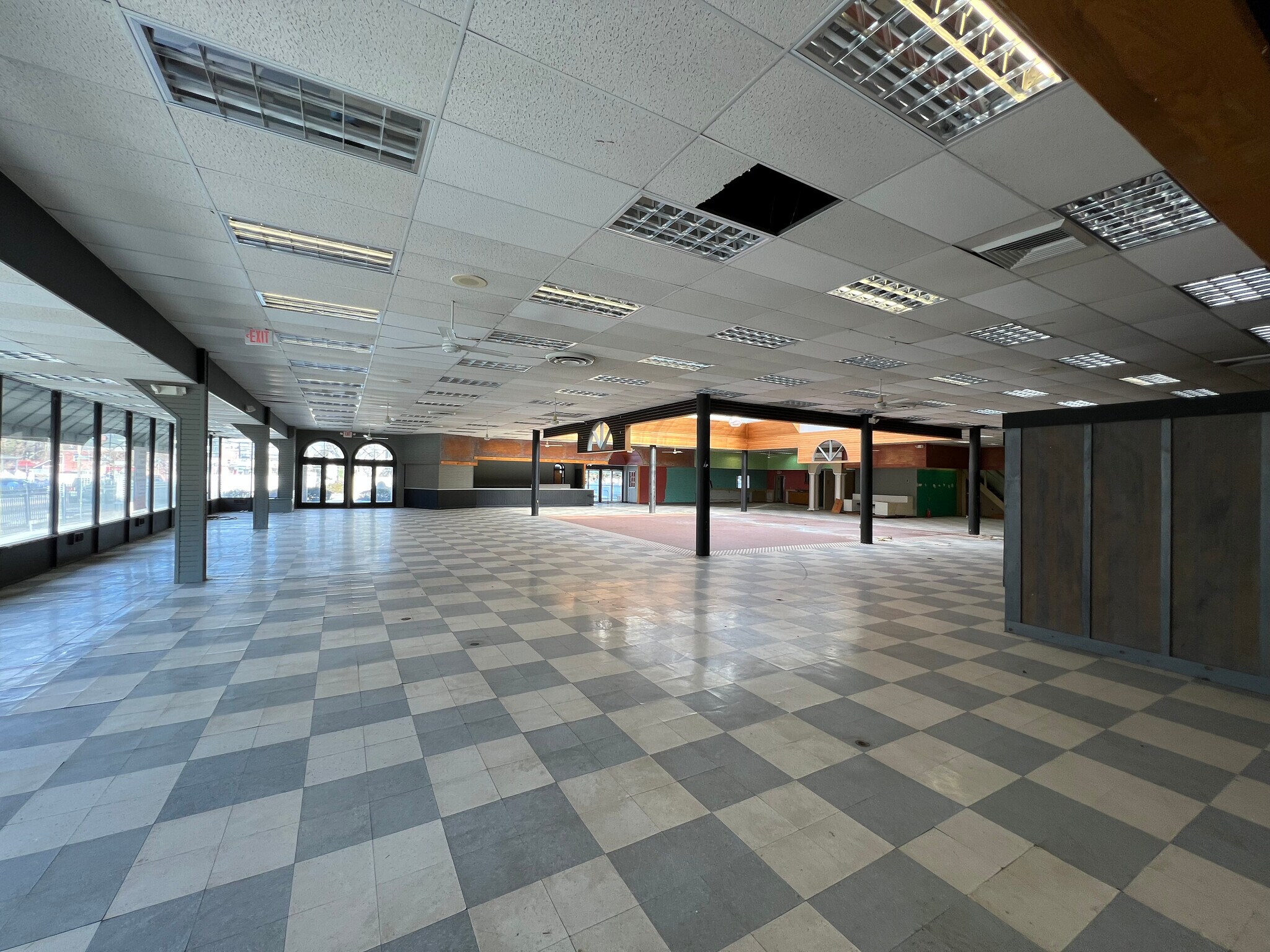 221 South St, Oyster Bay, NY for sale Building Photo- Image 1 of 7