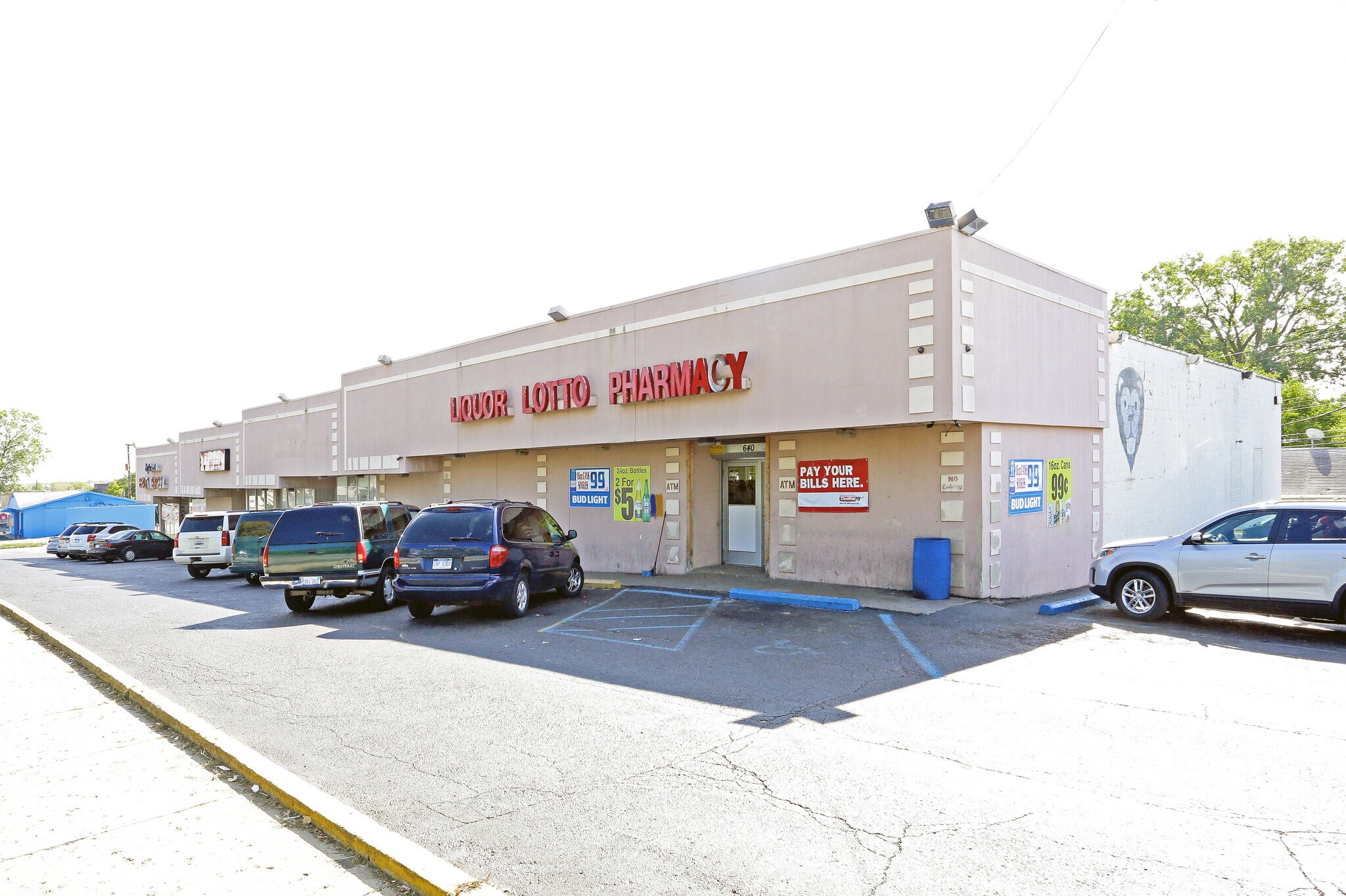640-660 Auburn Ave, Pontiac, MI for lease Primary Photo- Image 1 of 14