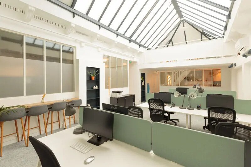 10 Rue D'Hauteville, Paris for lease Building Photo- Image 1 of 18