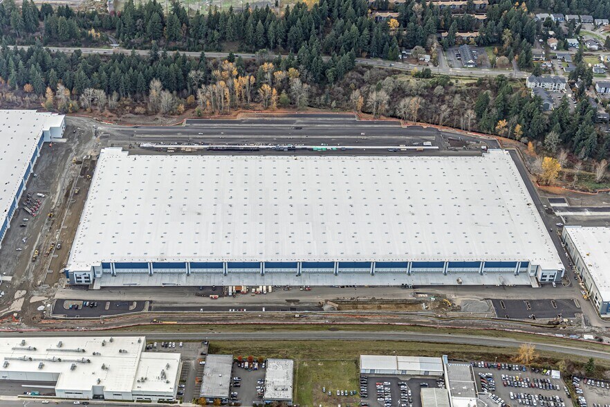 5802 S Burlington Way, Tacoma, WA à louer - Photo du bâtiment - Image 2 de 5