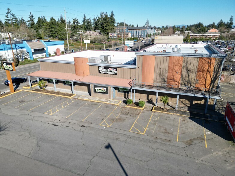 12222 SE Stark St, Portland, OR à vendre - Photo du bâtiment - Image 3 de 4