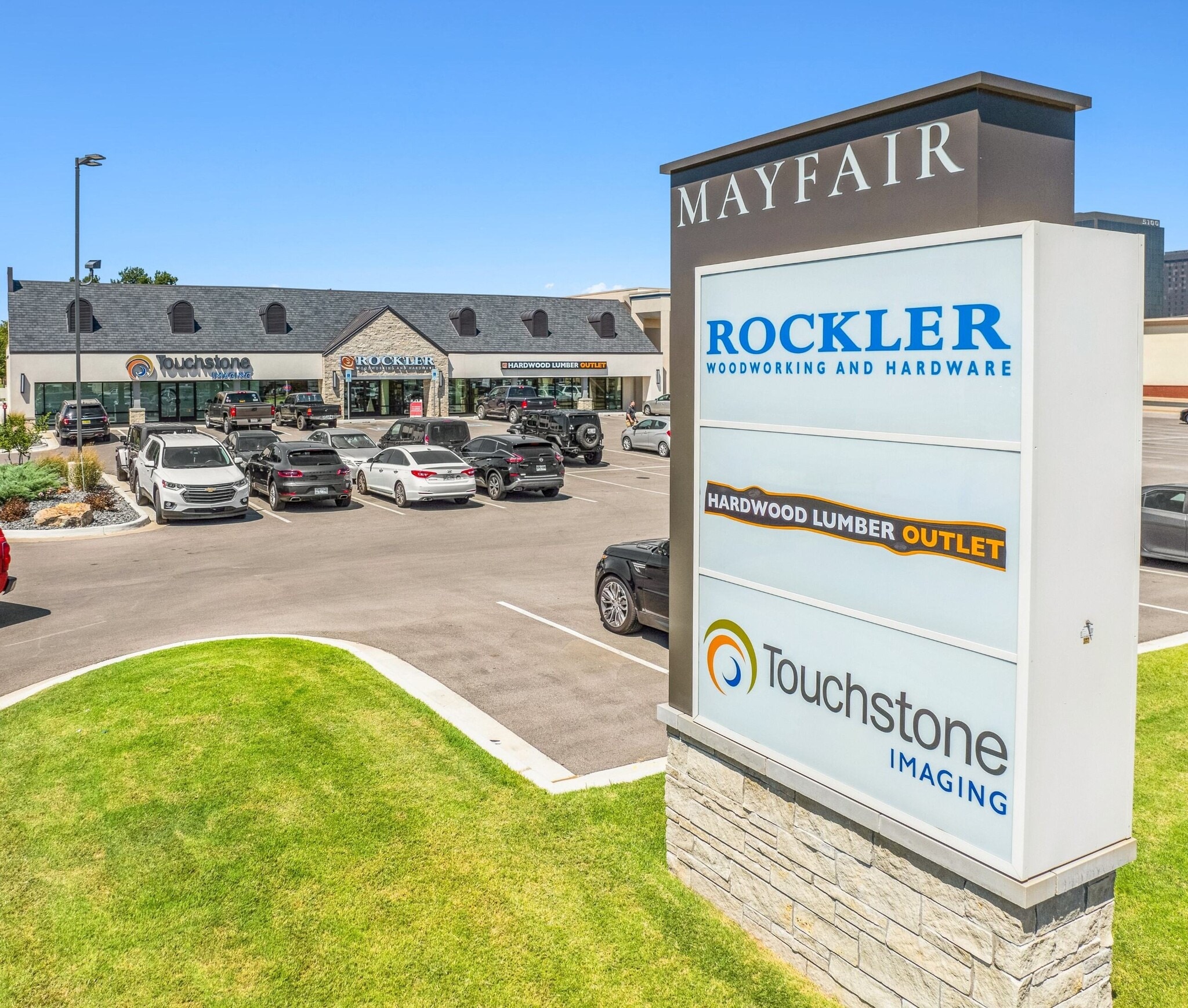 4901 N May Ave, Oklahoma City, OK à vendre Photo du bâtiment- Image 1 de 14