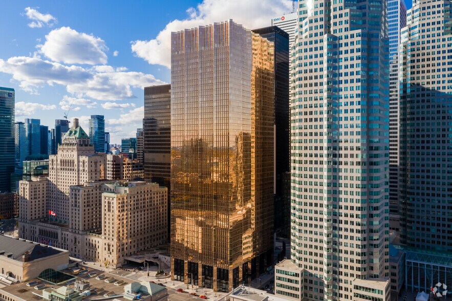 200 Bay St, Toronto, ON à louer - Photo du bâtiment - Image 2 de 18