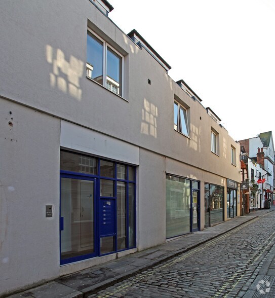 23-23a Chapel St, Guildford for sale - Primary Photo - Image 1 of 2
