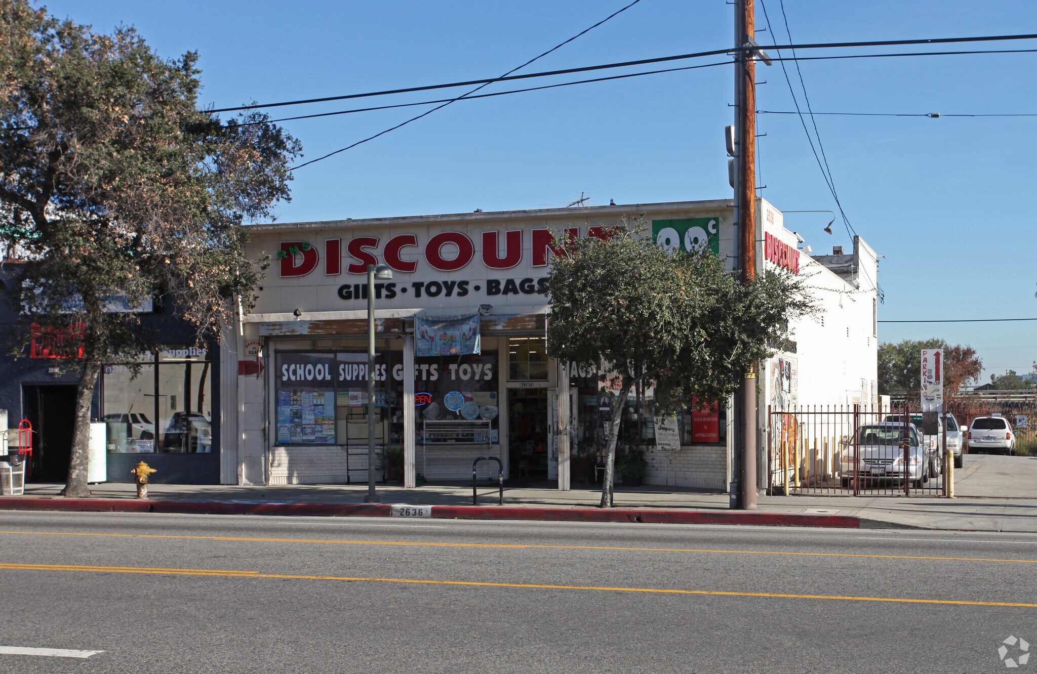 2634 N Figueroa St, Los Angeles, CA à louer Photo principale- Image 1 de 10