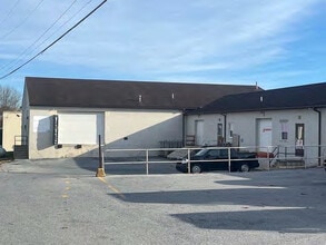 569 Furnace Hills Pike, Lititz, PA for lease Building Photo- Image 2 of 13