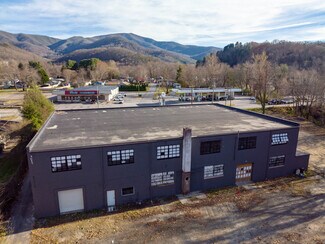 Plus de détails pour 1940 S Main St, Waynesville, NC - Industriel à vendre