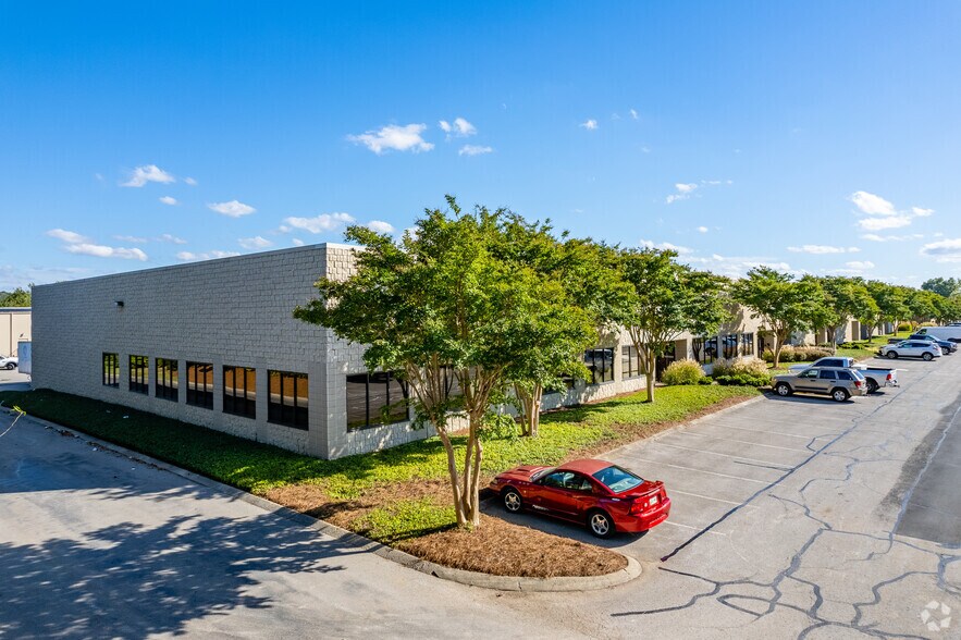 7106 Crossroads Blvd, Brentwood, TN à louer - Photo du bâtiment - Image 2 de 7