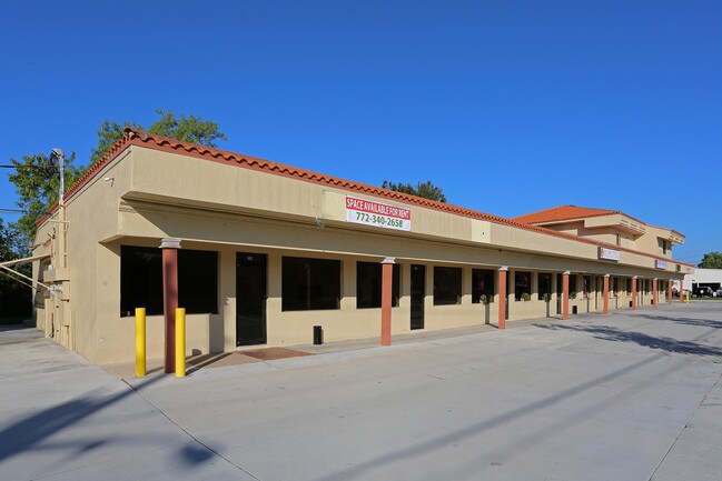 More details for 1300-1314 SW Bayshore Blvd, Port Saint Lucie, FL - Retail for Lease