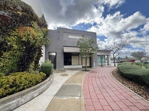 14823 Pomerado Rd, Poway, CA à louer Photo du bâtiment- Image 2 de 2