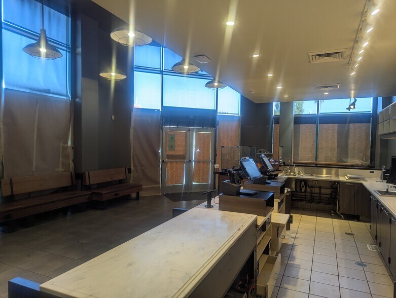 7122 Beverly Blvd, Los Angeles, CA à louer - Photo intérieure - Image 2 de 6