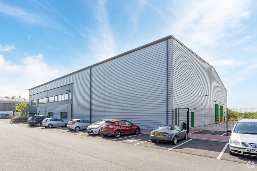 Nissan Way, Bishops Cleeve à louer - Photo du bâtiment - Image 2 de 10