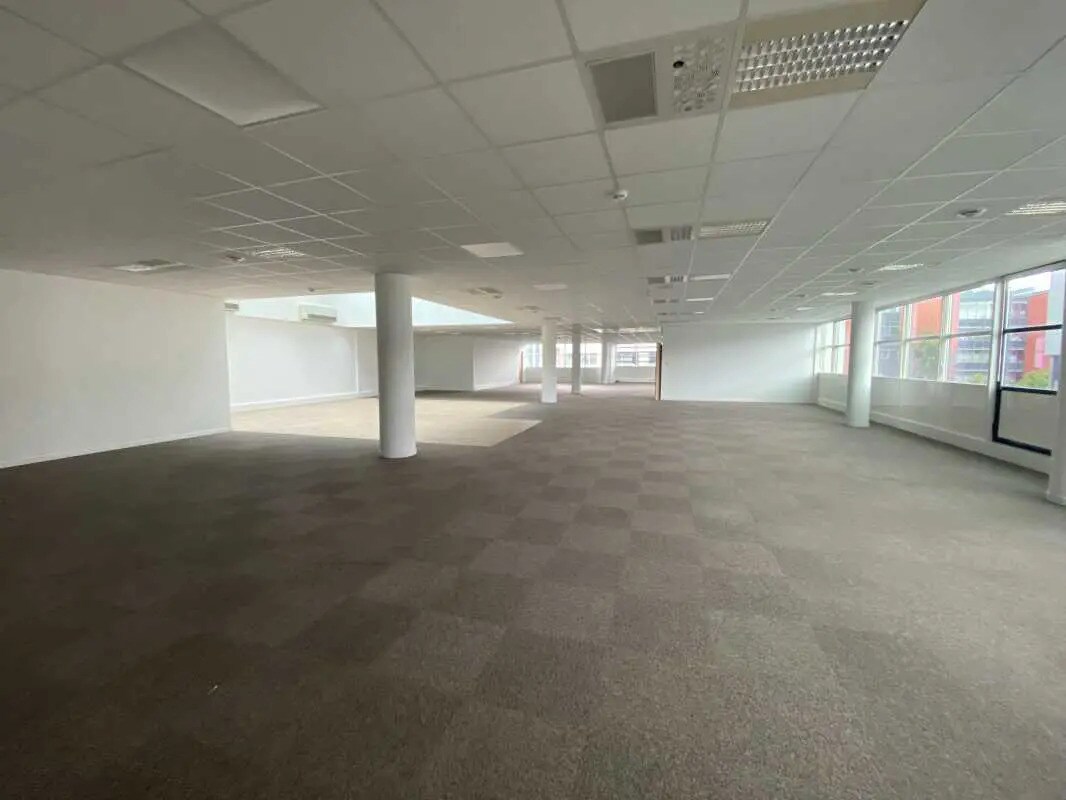 Bureau dans Lyon à louer Photo du bâtiment- Image 1 de 1