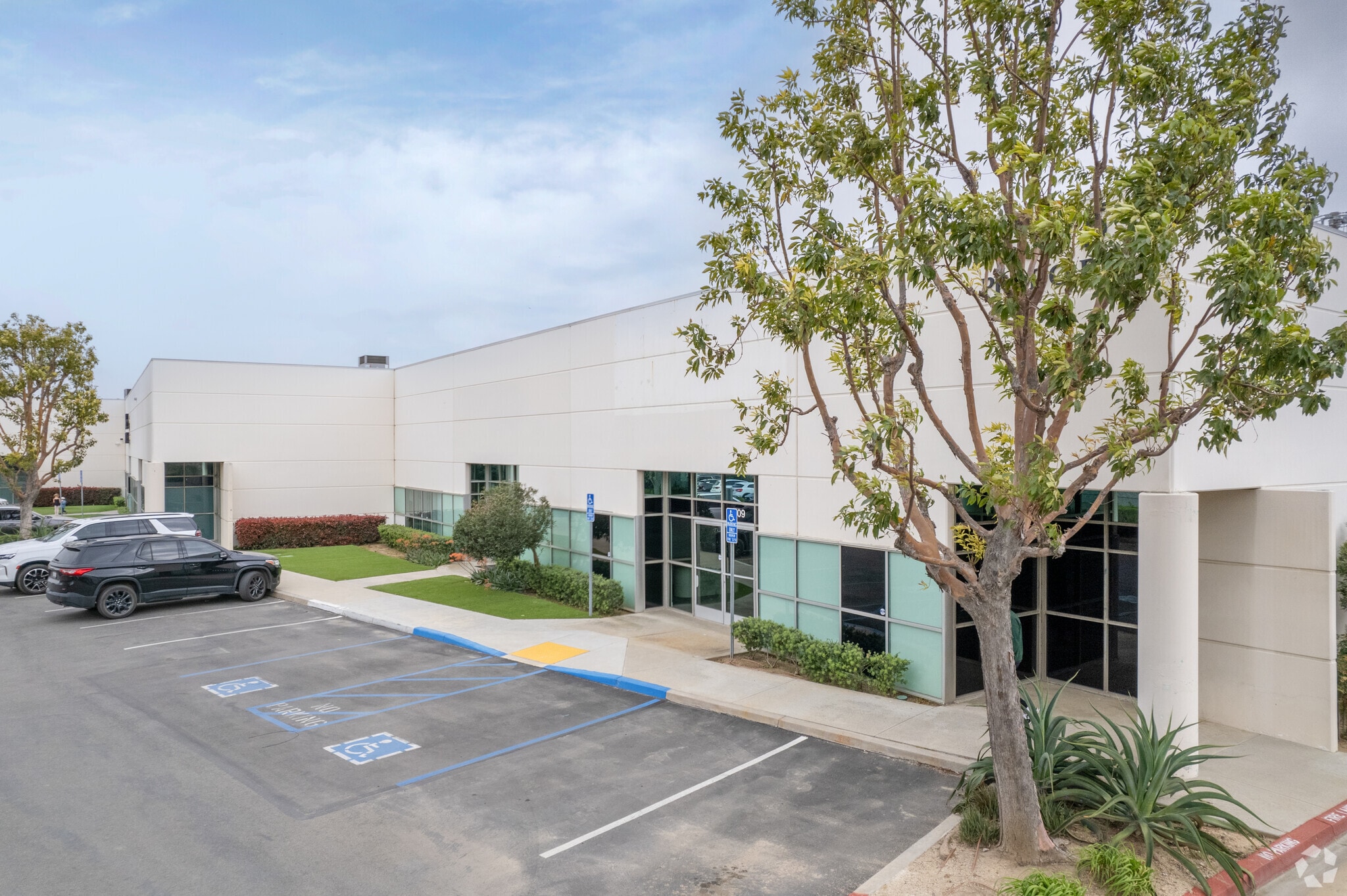 4375 Prado Rd, Corona, CA for lease Primary Photo- Image 1 of 6