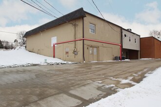 670-680 High St, Wadsworth, OH for lease Interior Photo- Image 1 of 8