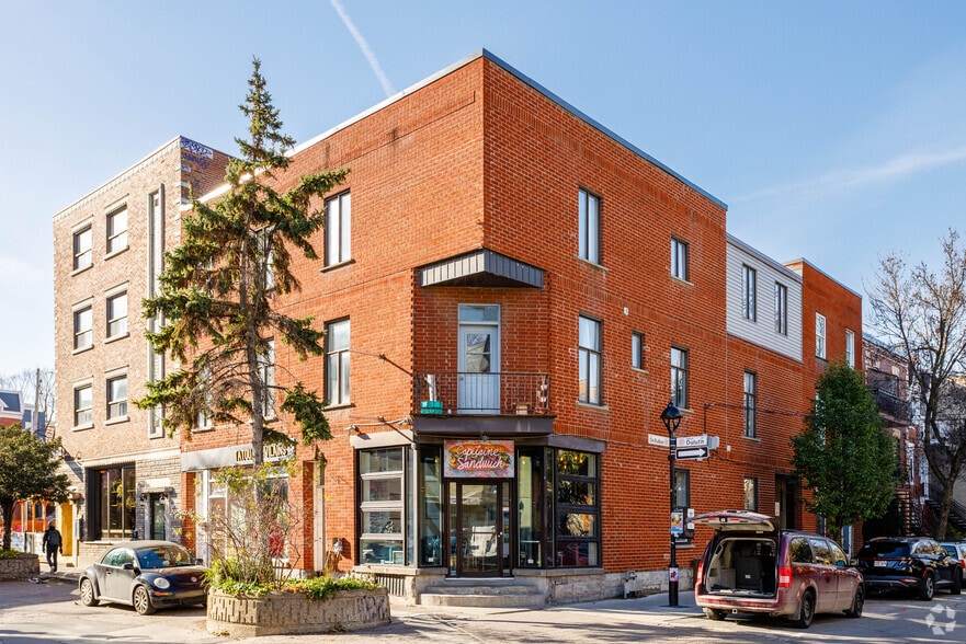 127-131 Av Duluth E, Montréal, QC for sale - Primary Photo - Image 1 of 1