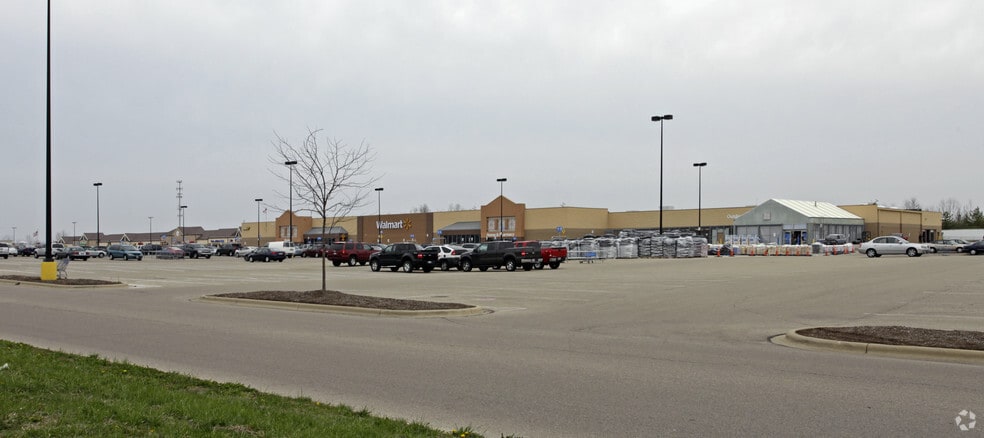 6202-6254 Wilmington Pike, Dayton, OH for lease - Building Photo - Image 1 of 11