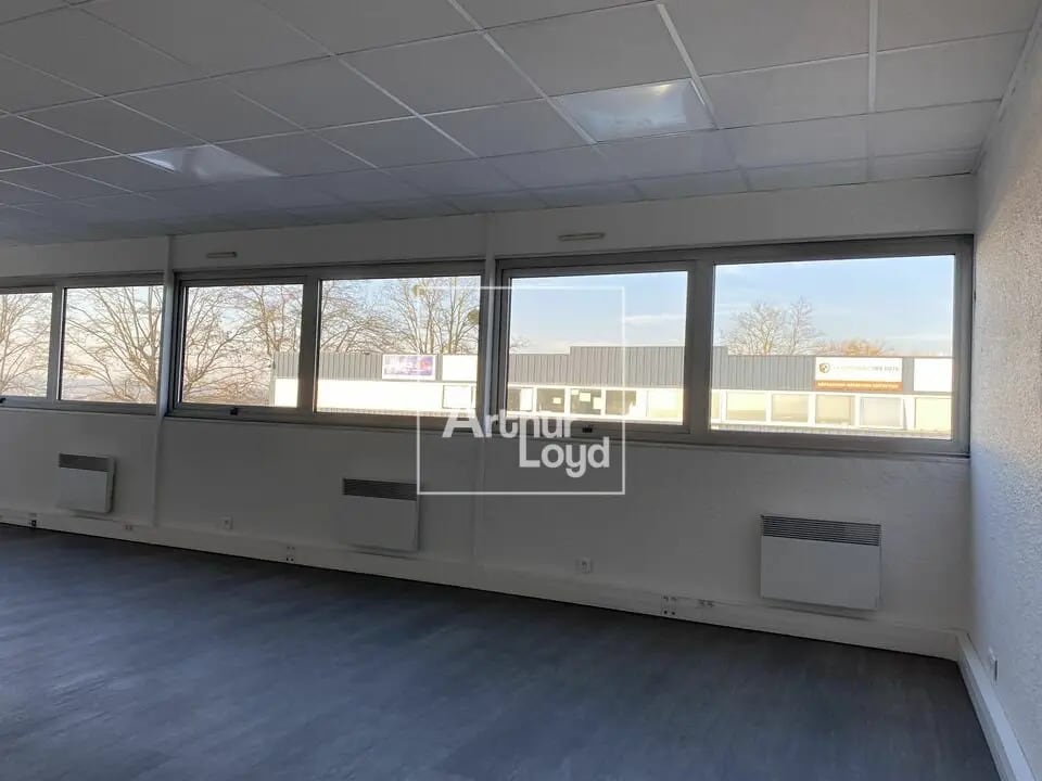 Flex dans Chilly-Mazarin à louer Photo intérieure- Image 1 de 3