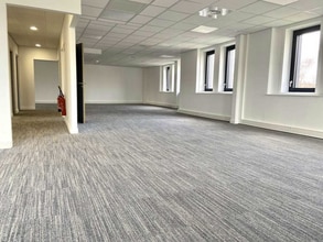 Flex in Vénissieux for lease Interior Photo- Image 2 of 5