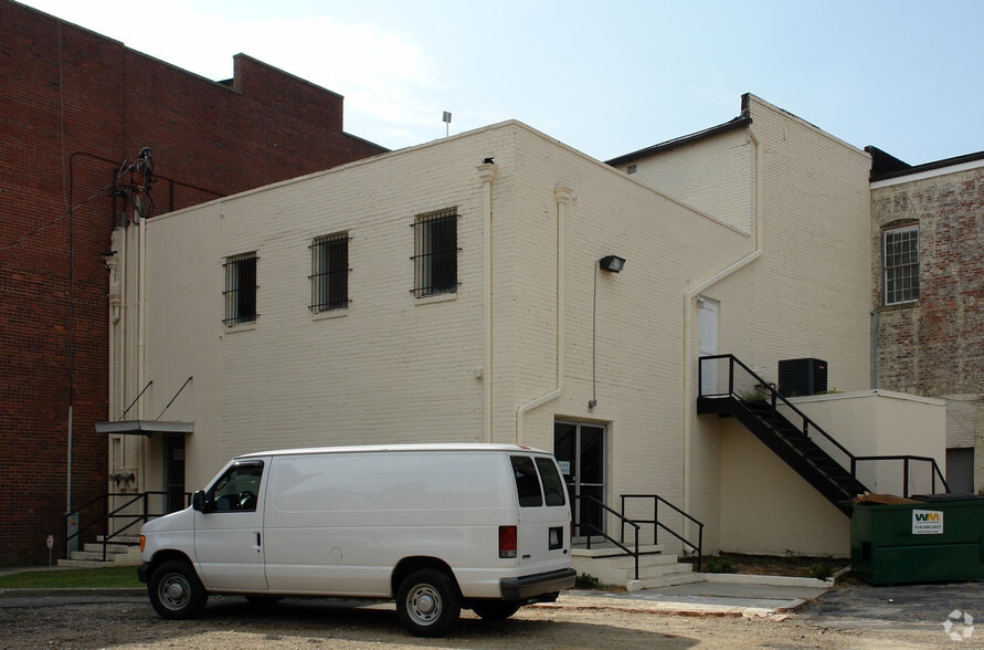 214 Hay St, Fayetteville, NC à louer - Photo du bâtiment - Image 2 de 34