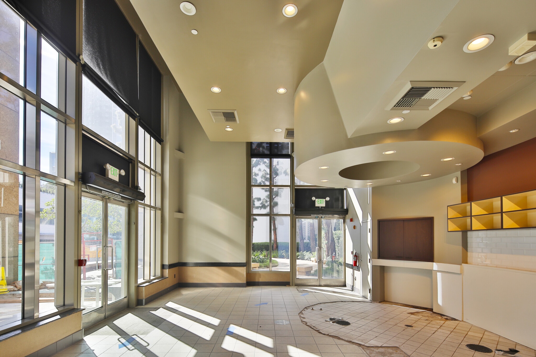 1999 Avenue of the Stars, Los Angeles, CA à louer Photo intérieure- Image 1 de 6