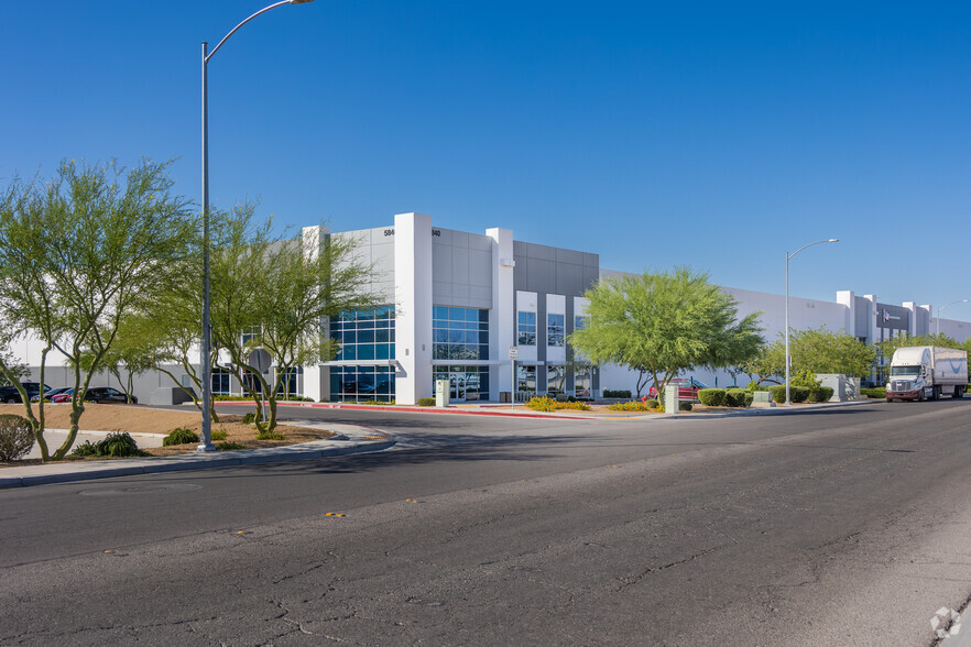 5840 Donovan Way, Las Vegas, NV for lease - Building Photo - Image 2 of 4