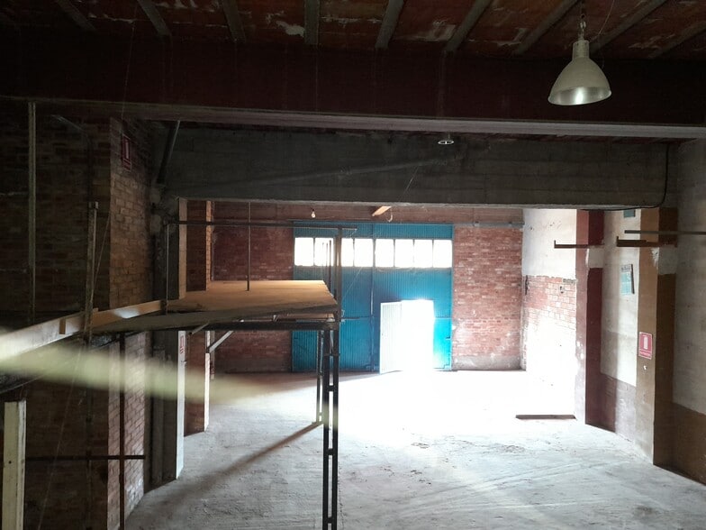 Carrer Almirall Folch, Lleida, Lérida for sale - Building Photo - Image 2 of 12