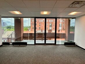 1000-1010 Wisconsin Ave NW, Washington, DC for lease Interior Photo- Image 1 of 12