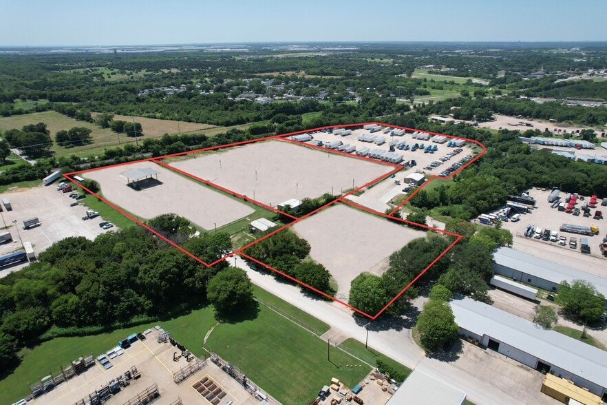 1001-1025 S IH 45 S Rd, Hutchins, TX for lease - Primary Photo - Image 1 of 2