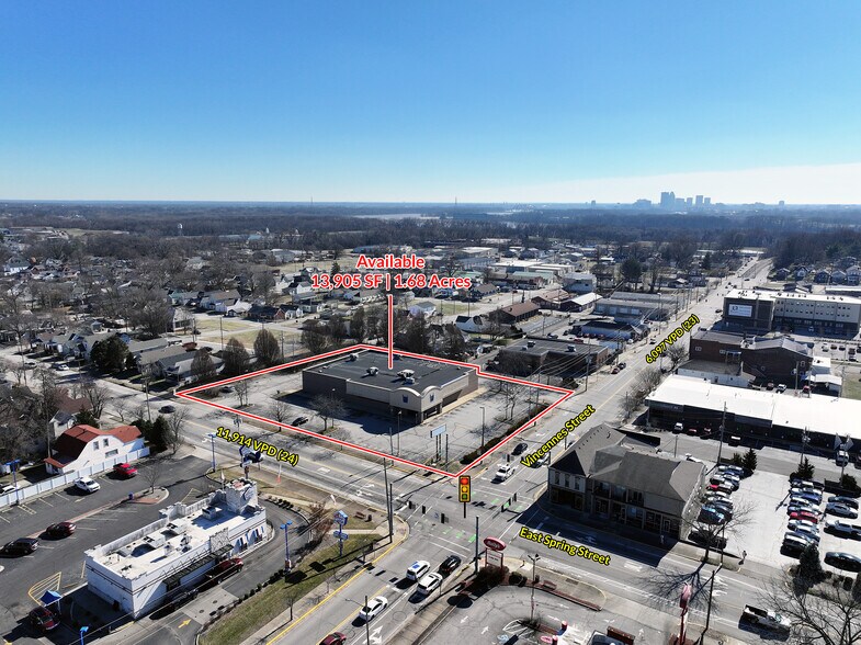 1702 E Spring St, New Albany, IN for lease - Building Photo - Image 1 of 7