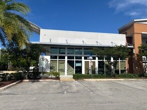 6510-6596 N University Dr, Tamarac, FL à louer Photo intérieure- Image 2 de 17
