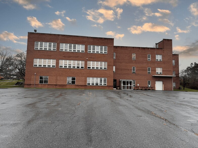 2150 Herr St, Harrisburg, PA à vendre - Photo du bâtiment - Image 3 de 7