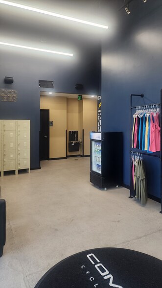 2490 S Recker Rd, Gilbert, AZ à louer - Photo du bâtiment - Image 3 de 6