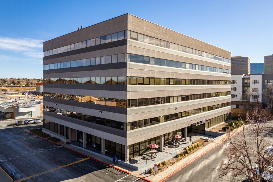 4380 S Syracuse St, Denver, CO à louer - Photo du bâtiment - Image 2 de 16