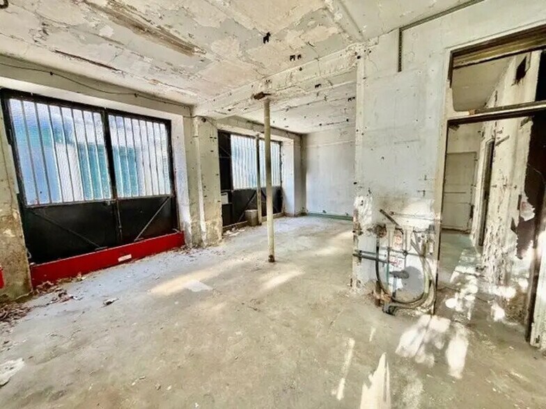 Office in Paris for sale - Building Photo - Image 3 of 11