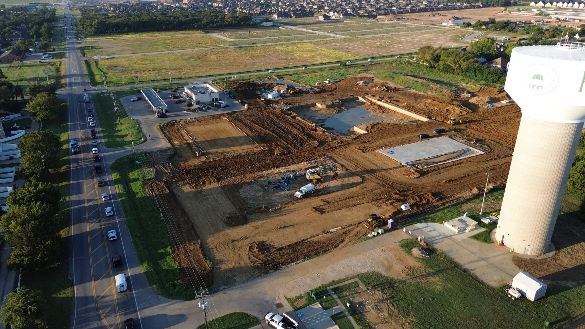 NWQ Main & Fishtrap Rd., Providence Village, TX for lease Primary Photo- Image 1 of 3