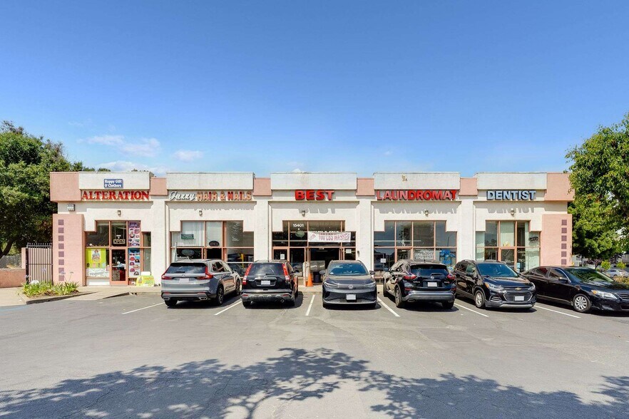 15401 Hesperian Blvd, San Leandro, CA à louer - Photo du bâtiment - Image 1 de 35