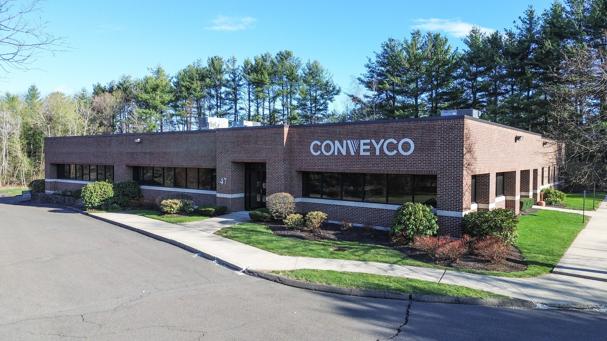 47 Commerce Dr, Bristol, CT for sale Primary Photo- Image 1 of 20