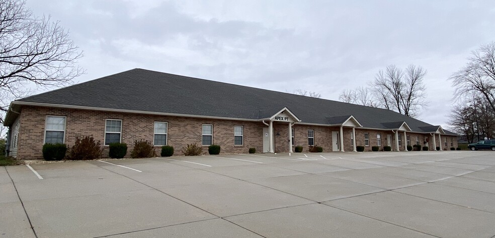 144 Lincoln Place Ct, Belleville, IL for lease - Building Photo - Image 1 of 5