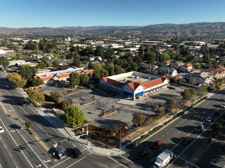 16000-16060 Monterey Rd, Morgan Hill, CA à vendre - Communauté Matterport - Image 3 de 6