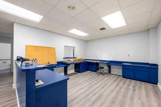 More details for 1801 SE Hillmoor Dr, Port Saint Lucie, FL - Office for Lease