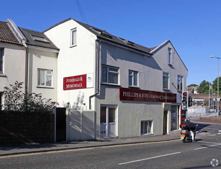 110-111 Lewes Rd, Brighton for lease - Building Photo - Image 2 of 2