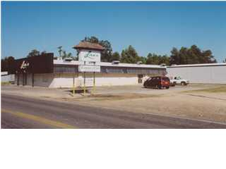 1217 Highway 352, Henderson, LA for sale - Primary Photo - Image 1 of 1