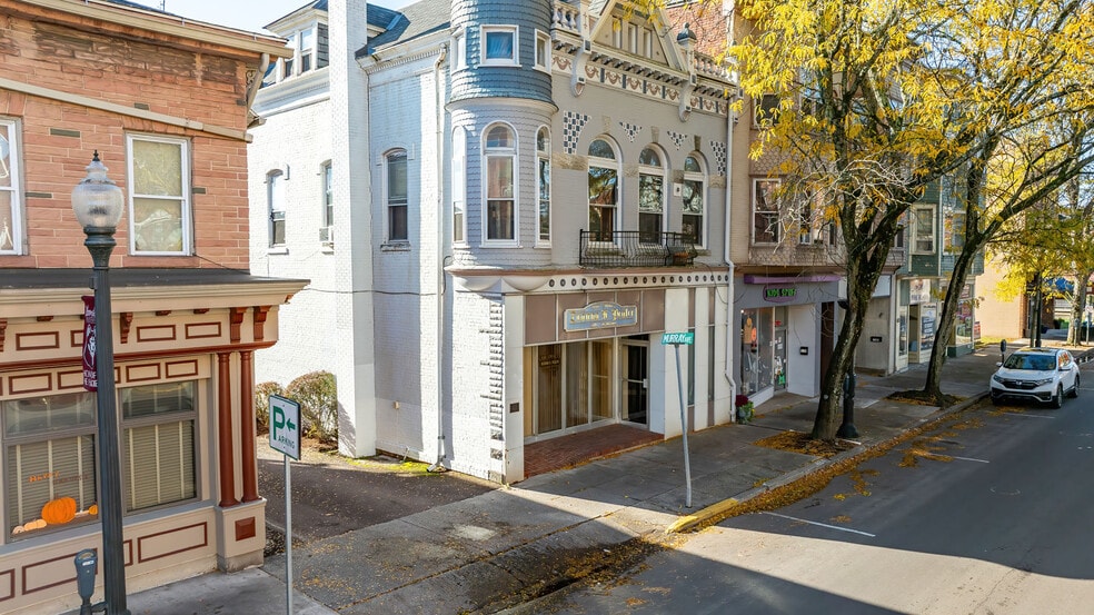 128 W Main St, Bloomsburg, PA for lease - Building Photo - Image 1 of 22