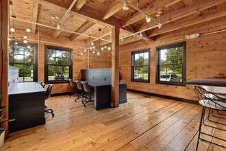 350 Goose Ln, Guilford, CT for lease Interior Photo- Image 2 of 10