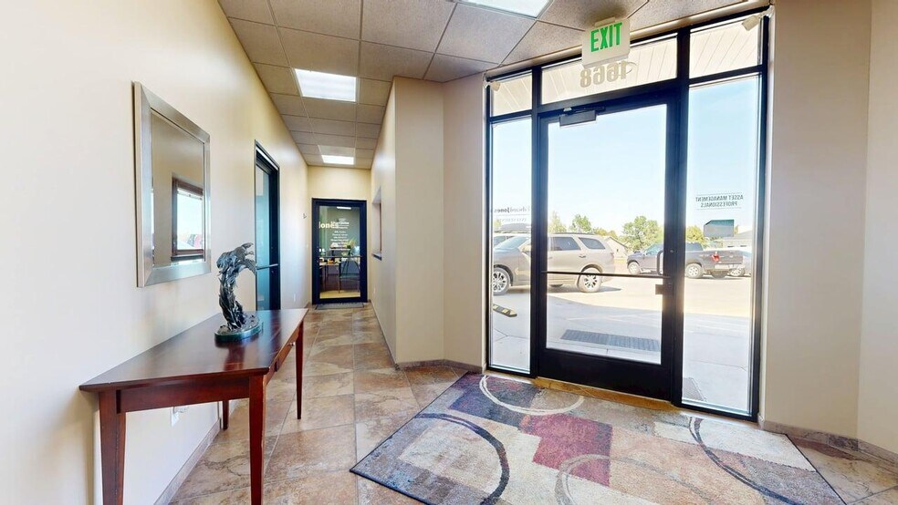 1668 Gleneagles Blvd, Billings, MT à vendre - Photo du bâtiment - Image 2 de 23